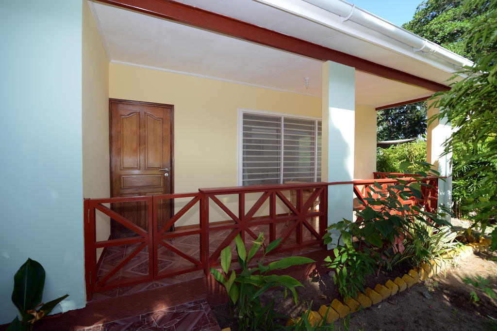 Le Relax Self Catering Apartment Insel Insel La Digue Exterior foto